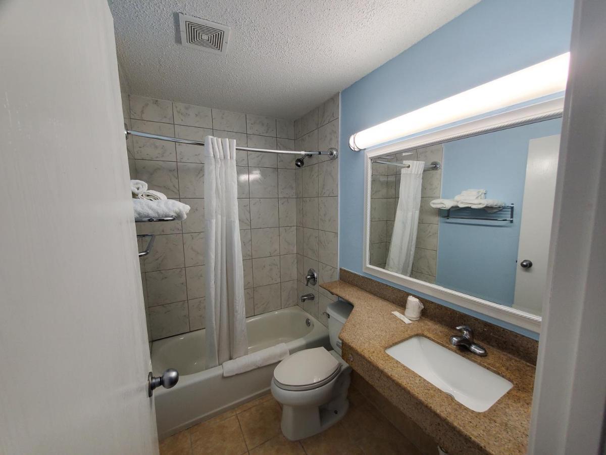 Coastal Inn & Suites วิลมิงตัน ภายนอก รูปภาพ