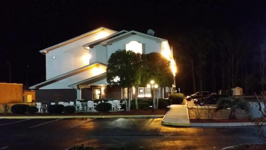 Coastal Inn & Suites วิลมิงตัน ภายนอก รูปภาพ